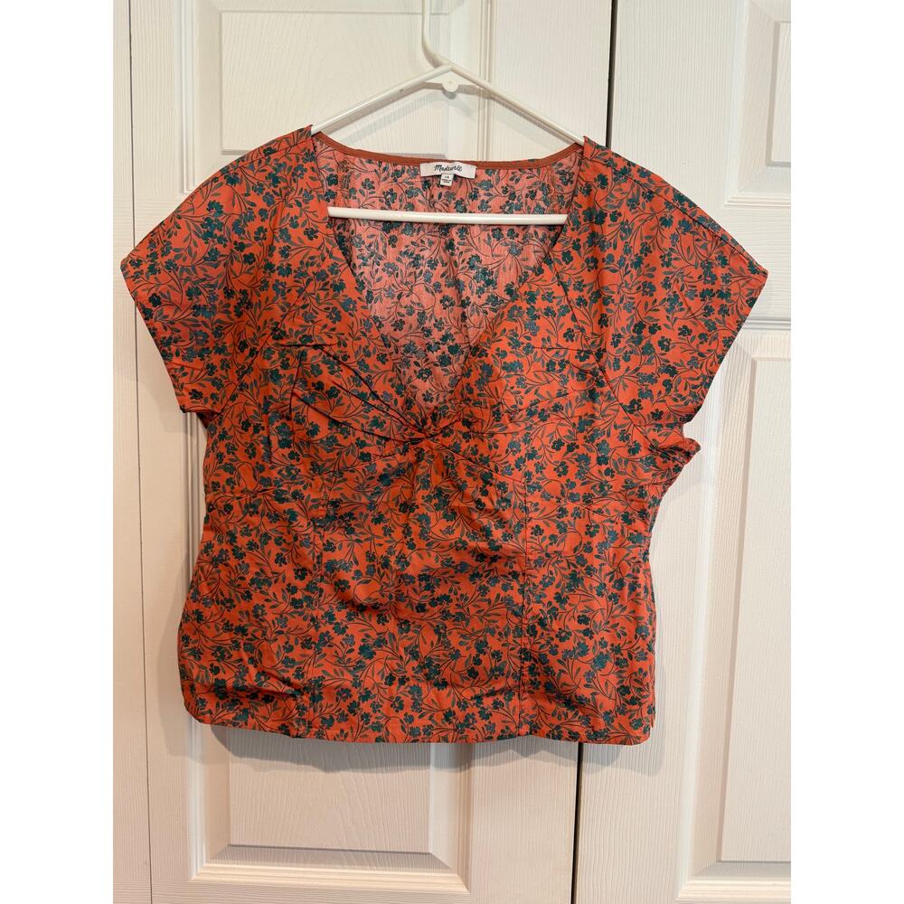 New without tags Madewell Amari Twist Detail Top